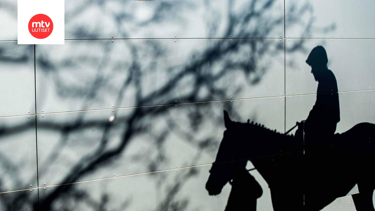 Kokenut ratsastaja kuoli onnettomuudessa Ypäjän Hevosopistolla – uhri oli pitkäaikainen hevosalan vaikuttaja — image 3