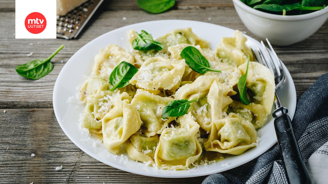 Valkosipulivoipasta alle vartissa – helppo ja nopea arkiruoka