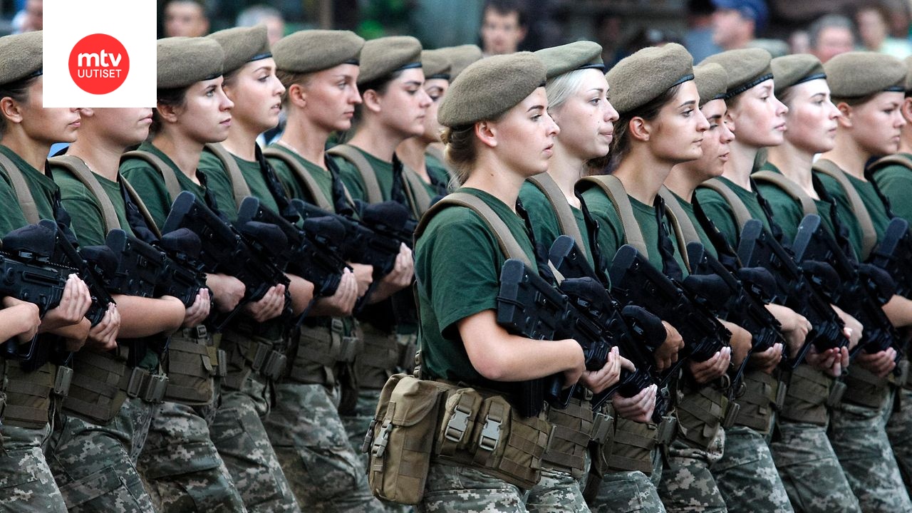 ukrainan-puolella-taistelee-tuhansia-naisia-rintamalla-varusteet