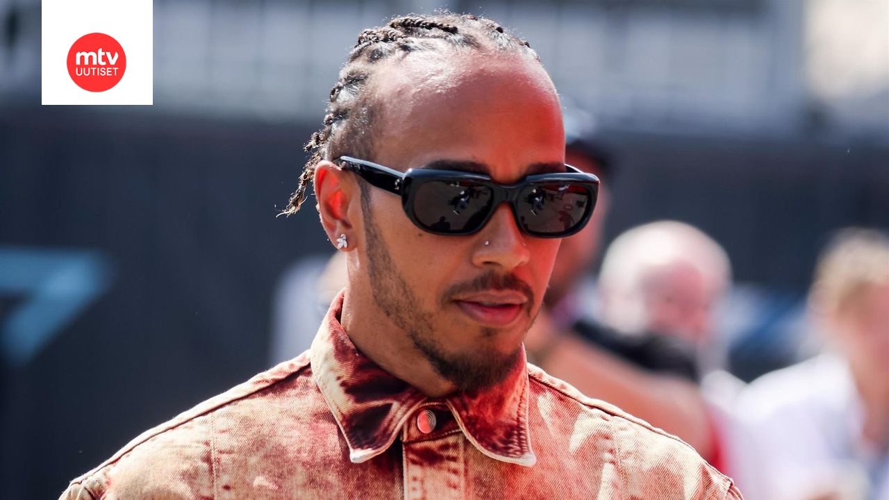F1: Lewis Hamilton jakoi rajun kommentin Max Verstappenin suuntaan ...