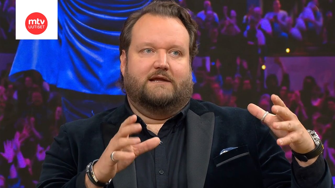 Koomikko Sami Hedberg J Pitk lle Keikkatauolle Paljastaa Uudet Koomikko Sami Hedberg J Pitk lle Keikkatauolle Paljastaa Uudet