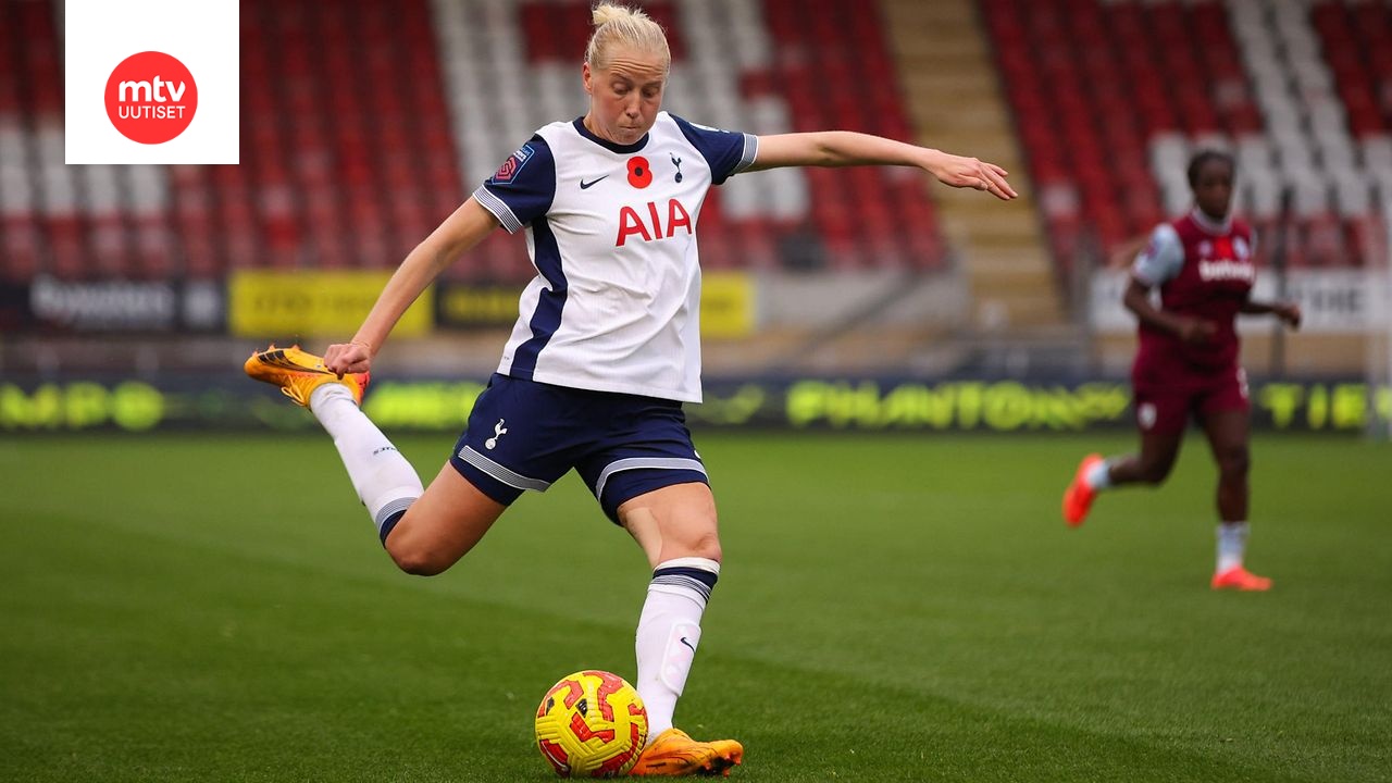 Tottenhamin Eveliina Summanen Laukoi Aston Villaa Vastaan Maalin 40 tottenhamin-eveliina-summanen-laukoi-aston-villaa-vastaan-maalin-40