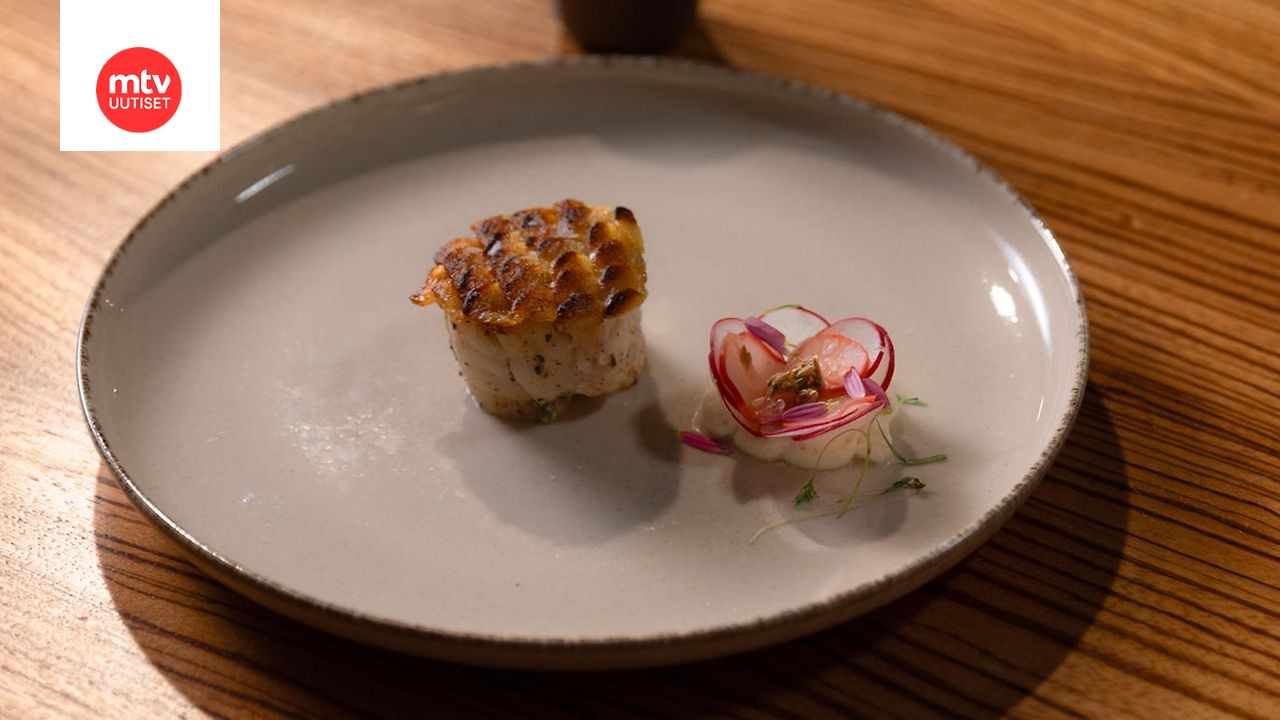 MasterChef Suomi: Merikrotti mosaiikki, rapea perunasuomu, savustettu fetamoussekukka ja appelsiinikastike, Roosan resepti